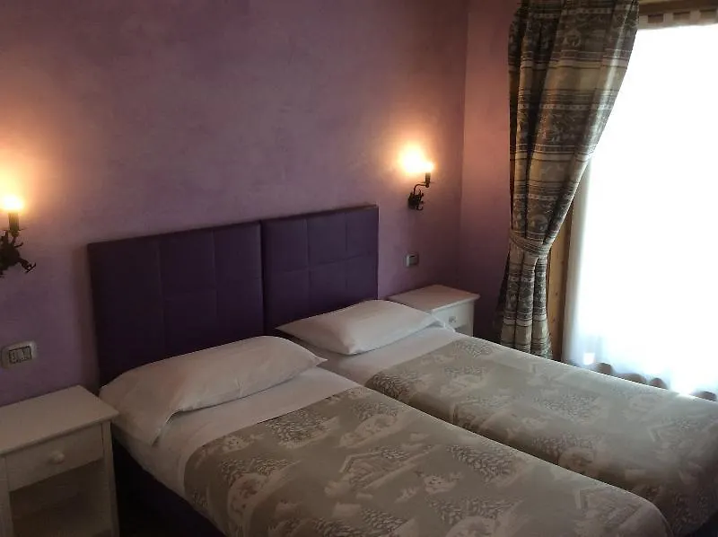 Apartment Chalet Picchio Livigno Italy